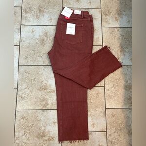 New with Tags! Lovervet Cropped Stretch Jeans!